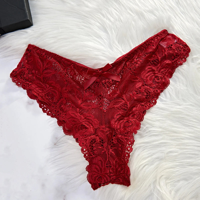 Conjunto de Camisola Sexy e Transparente com Calcinha em Renda