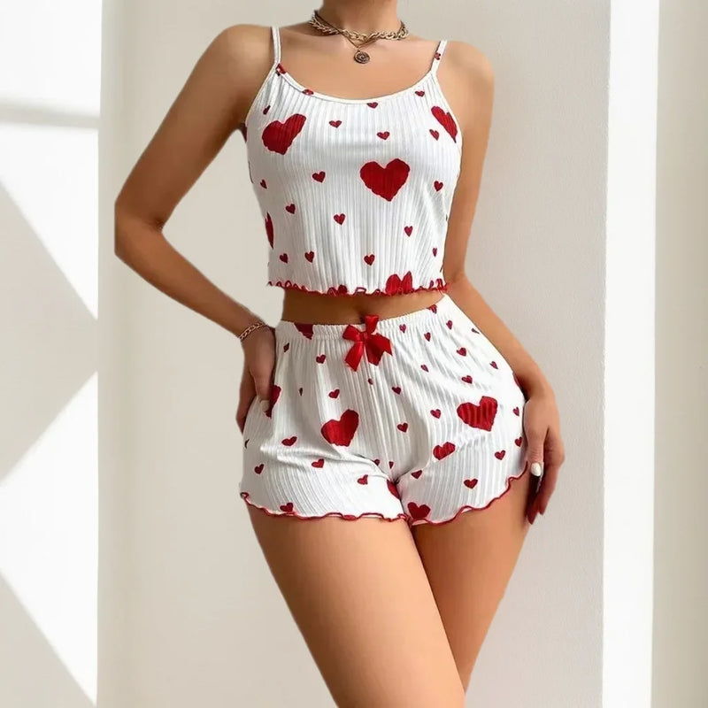 Conjunto de pijamas femininos com variações de shorts e calça