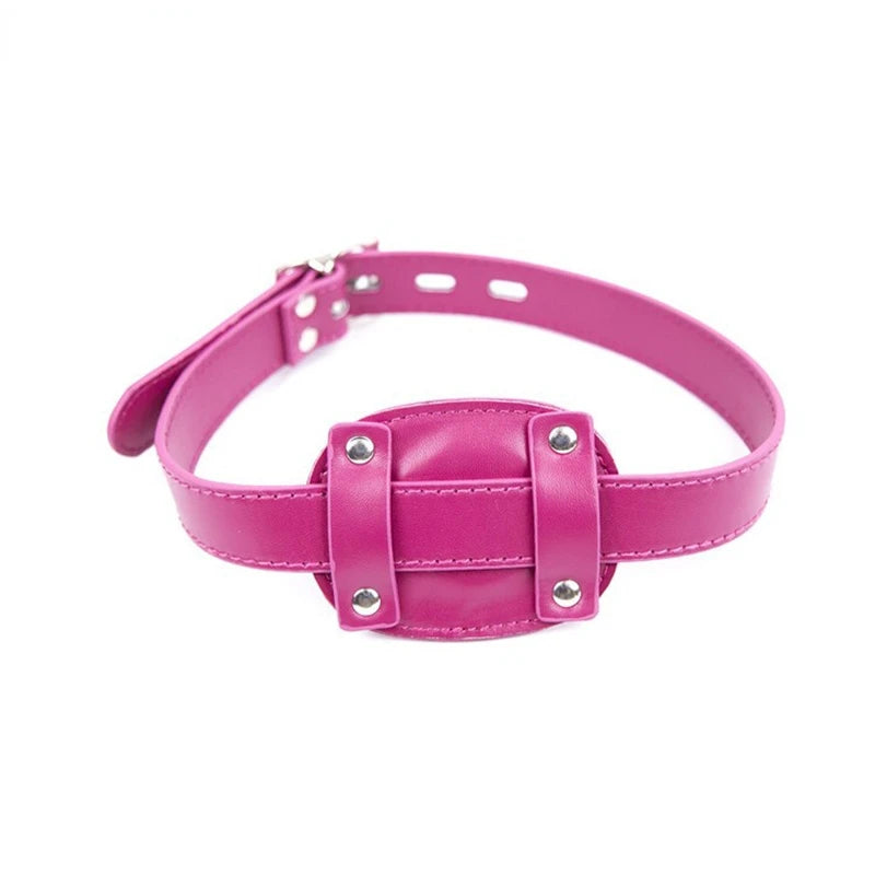 Plug Peniano de Silicone com Gag de Boca e Arnês de Couro - Acessório BDSM para Casais
